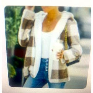 Women’s winter Fleece Overcoat; khaki plaid; Medium